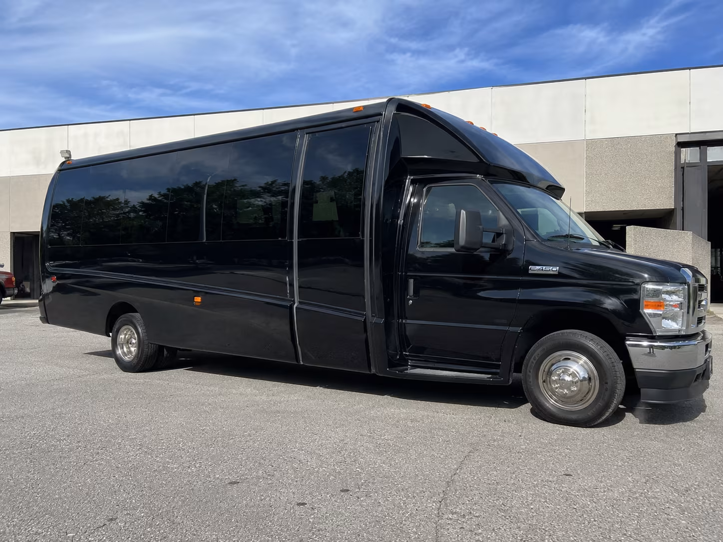 brookline reliable employee shuttles for your workforce