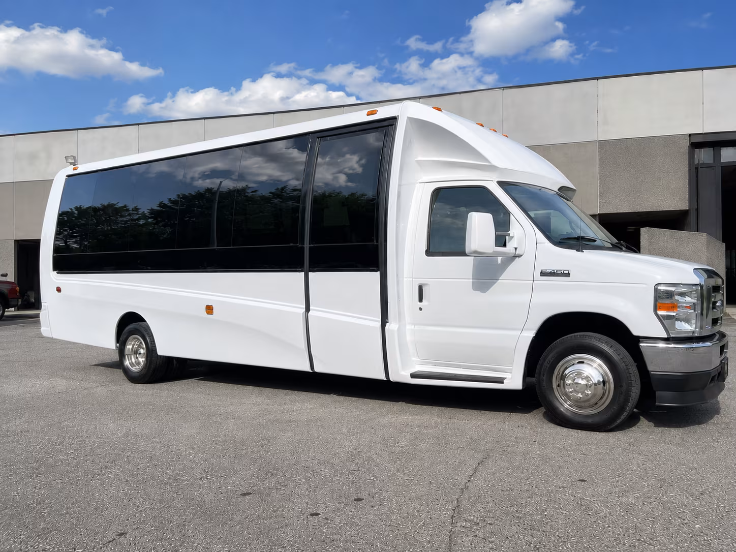 how the type of bus changes the price in somerville massachusetts