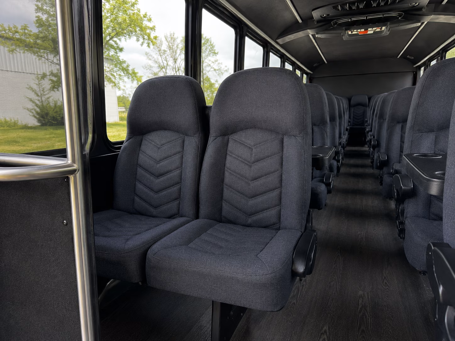 lynn private bus rentals for lynn concerts and festivals