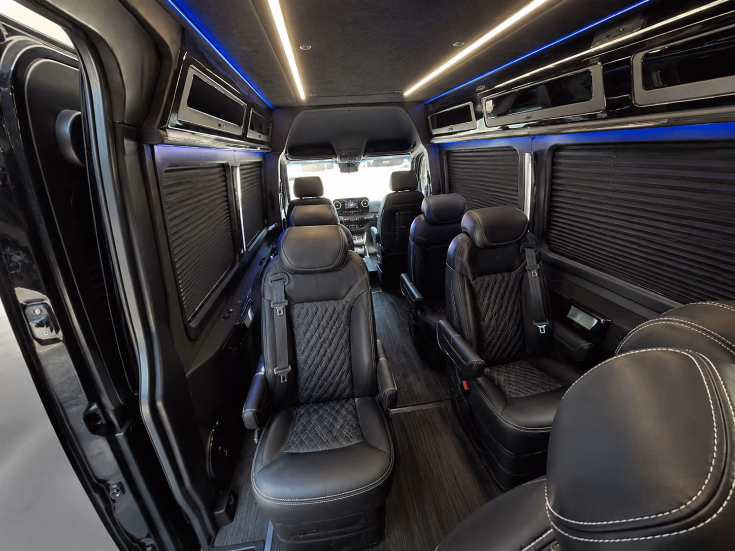 quincy private airport shuttle bus rentals in quincy