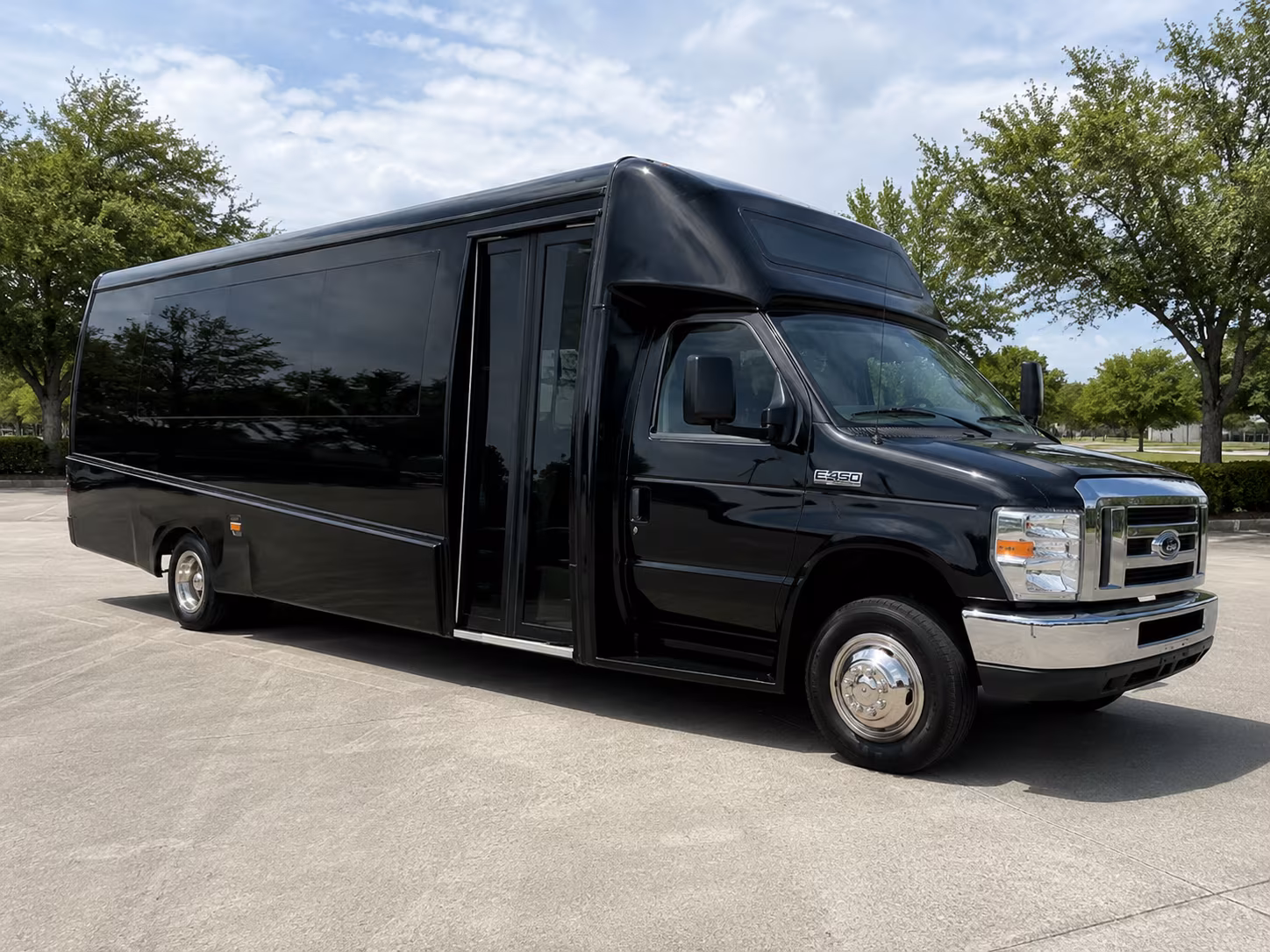 quincy seamless transportation for students and chaperones in quincy