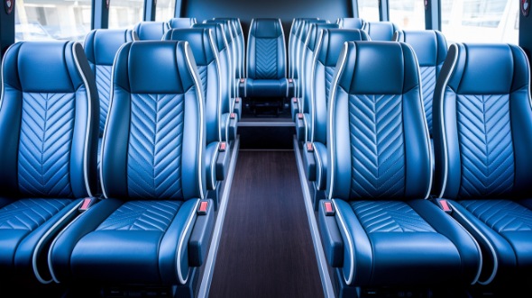 somerville 15 passenger minibus rental
